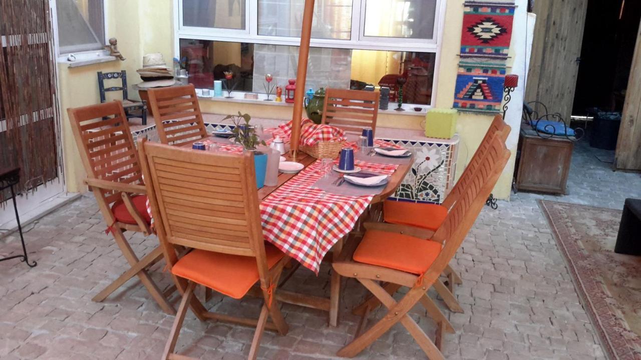 Bed and Breakfast Casa 3 Aguias Авейру Экстерьер фото