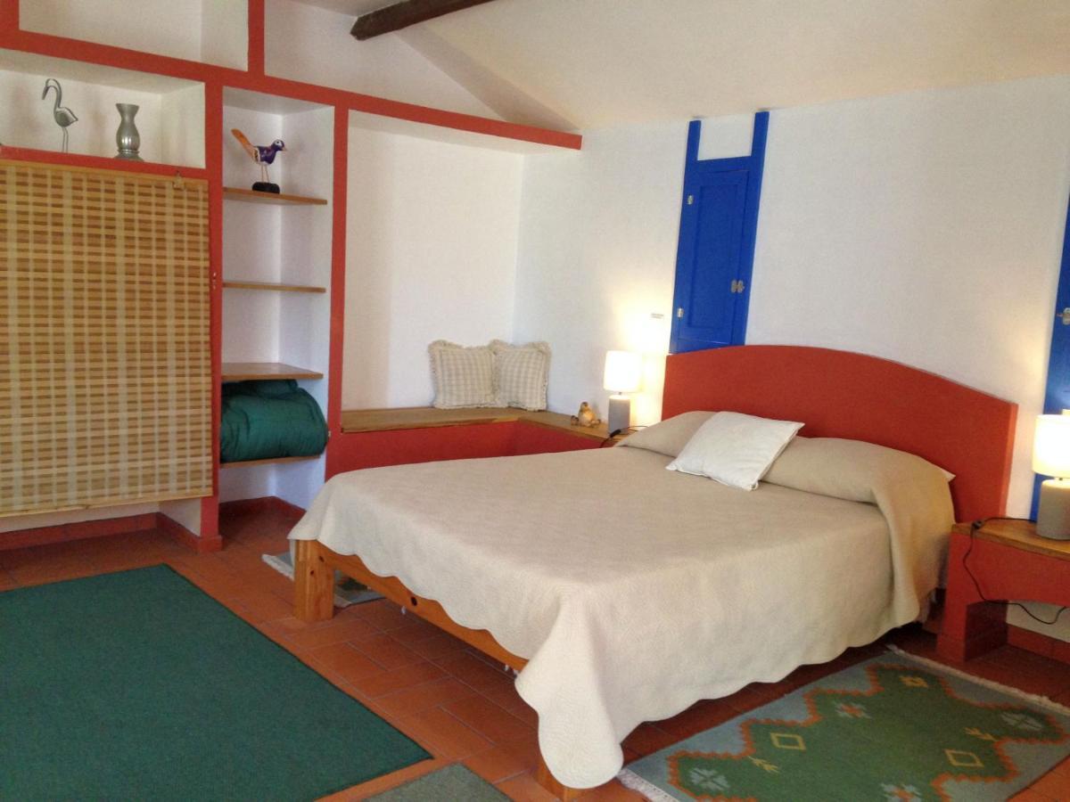 Bed and Breakfast Casa 3 Aguias Авейру Экстерьер фото