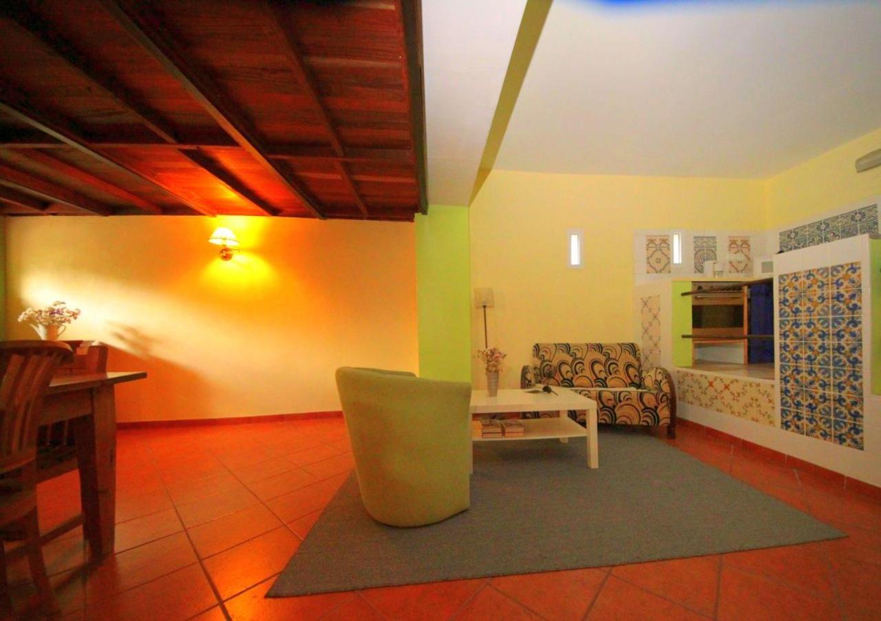 Bed and Breakfast Casa 3 Aguias Авейру Номер фото